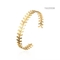 INS thương hiệu đồ trang sức thủy triều vàng lá rỗng vòng tay mở Vòng đeo tay bằng thép không gỉ